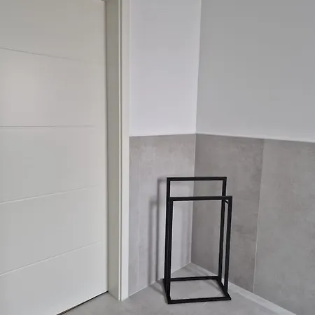 Apartman Luxsuite Still Und Komfort 2 Balkon Elektrogrill Tischfussball Tv-75 Zoll