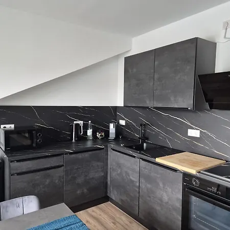 Apartment Luxsuite Still Und Komfort 2 Balkon Elektrogrill Tischfussball Tv-75 Zoll Dinslaken