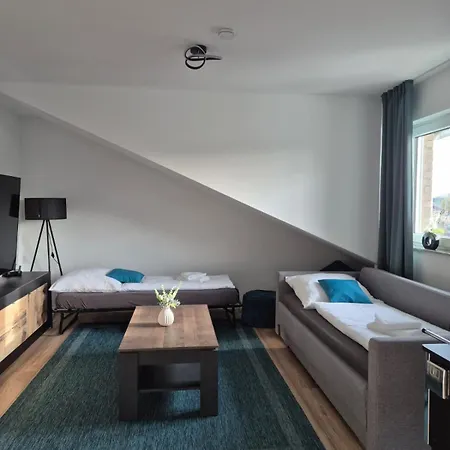 Luxsuite Still Und Komfort 2 Balkon Elektrogrill Tischfussball Tv-75 Zoll Dinslaken