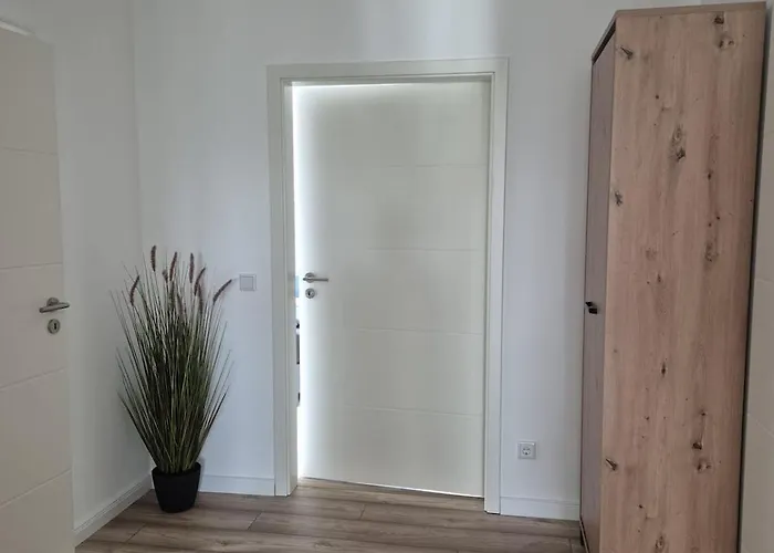 Lägenhet Luxsuite Still Und Komfort 2 Balkon Elektrogrill Tischfussball Tv-75 Zoll Dinslaken