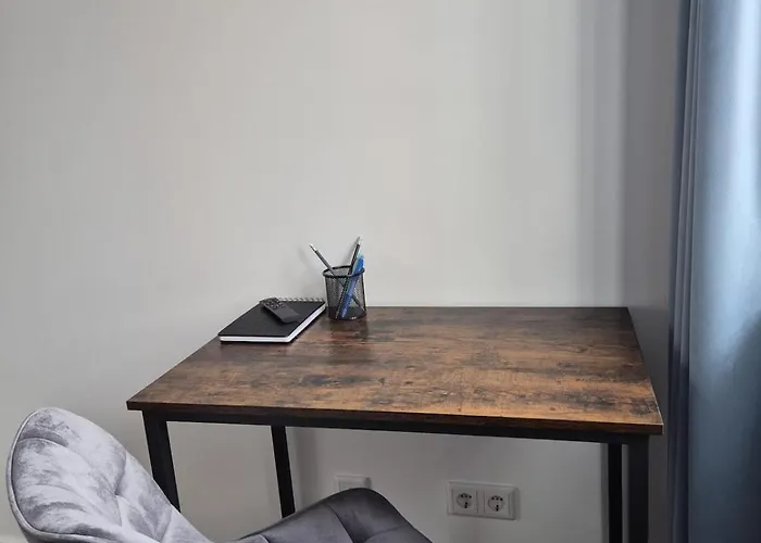 Luxsuite Still Und Komfort 2 Balkon Elektrogrill Tischfussball Tv-75 Zoll * Dinslaken