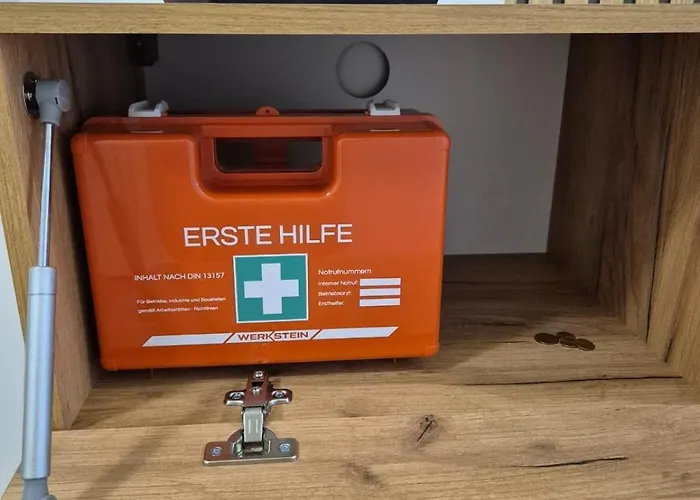 Lägenhet Luxsuite Still Und Komfort 2 Balkon Elektrogrill Tischfussball Tv-75 Zoll Dinslaken